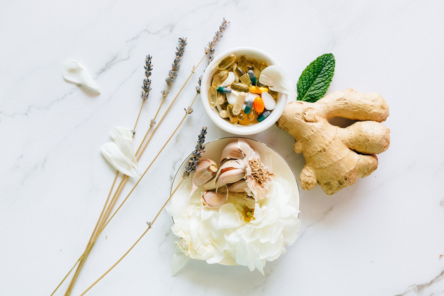 RGO : naturels vs traitements médicaux — comparatif factuel