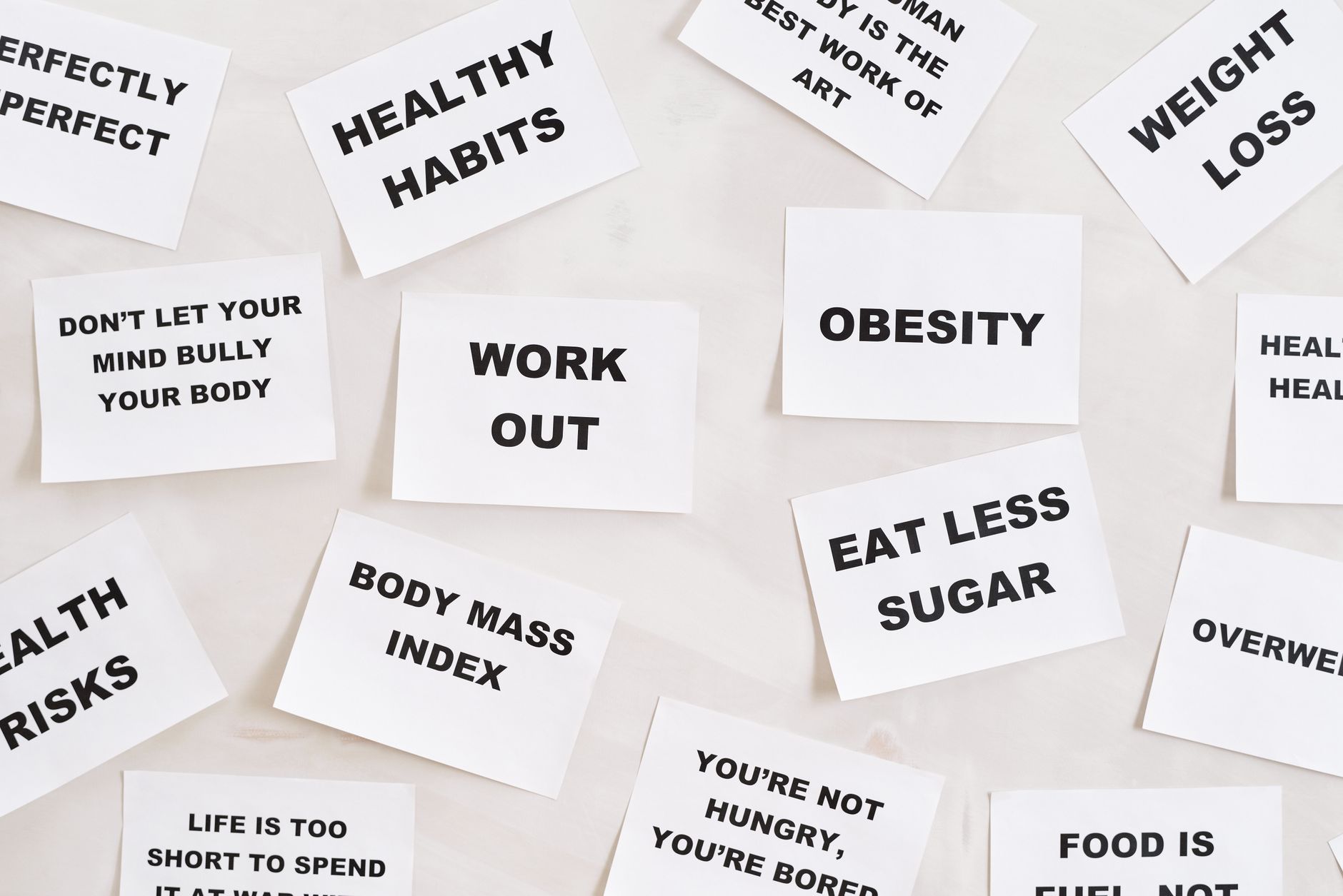 Timing des repas pour digestion et performance sportive